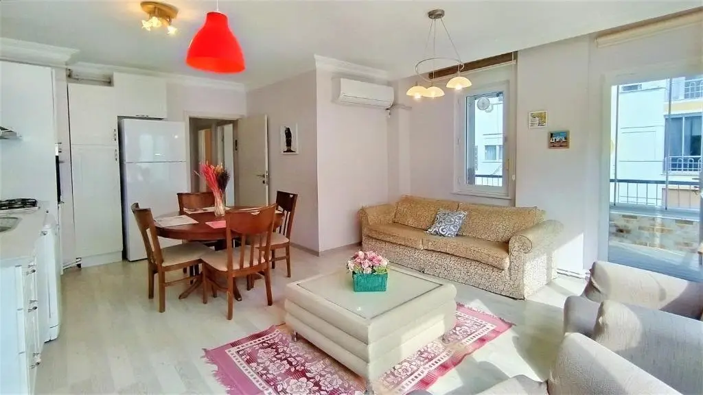 Анталья: Flat Close to Beach With Balcony in Konyaalti