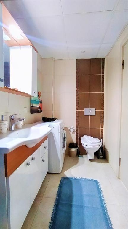 Анталья: Flat Close to Beach With Balcony in Konyaalti