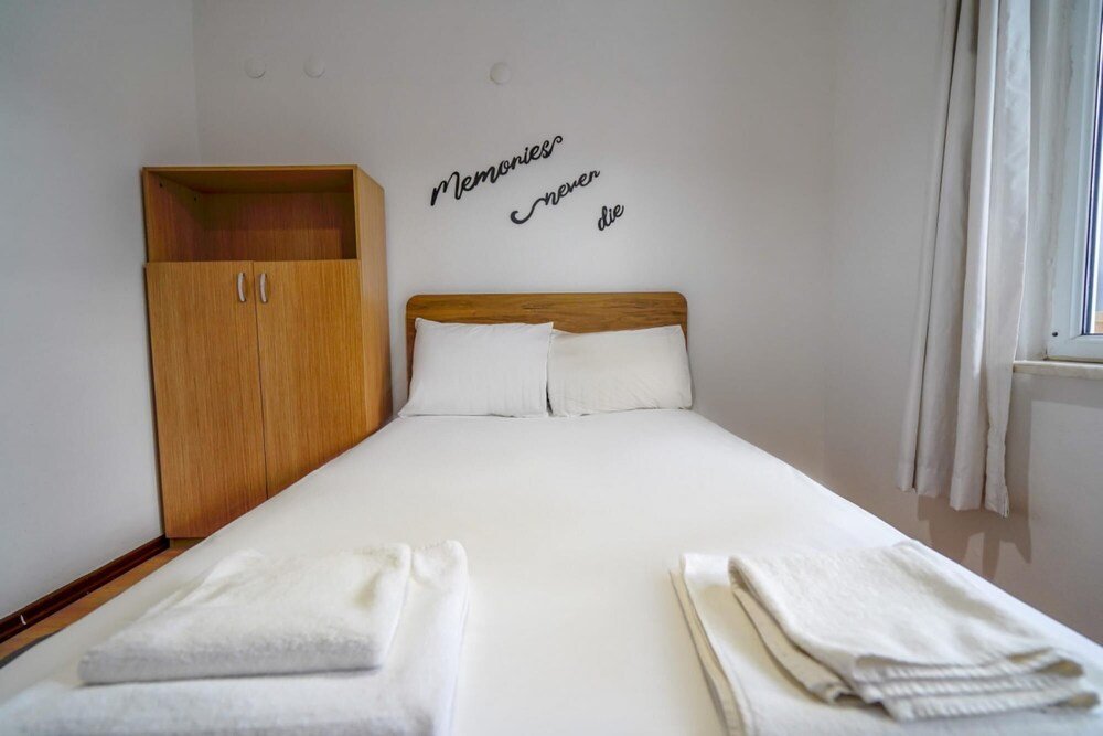 Анталья: Serene and Central Flat With Balcony in Muratpasa