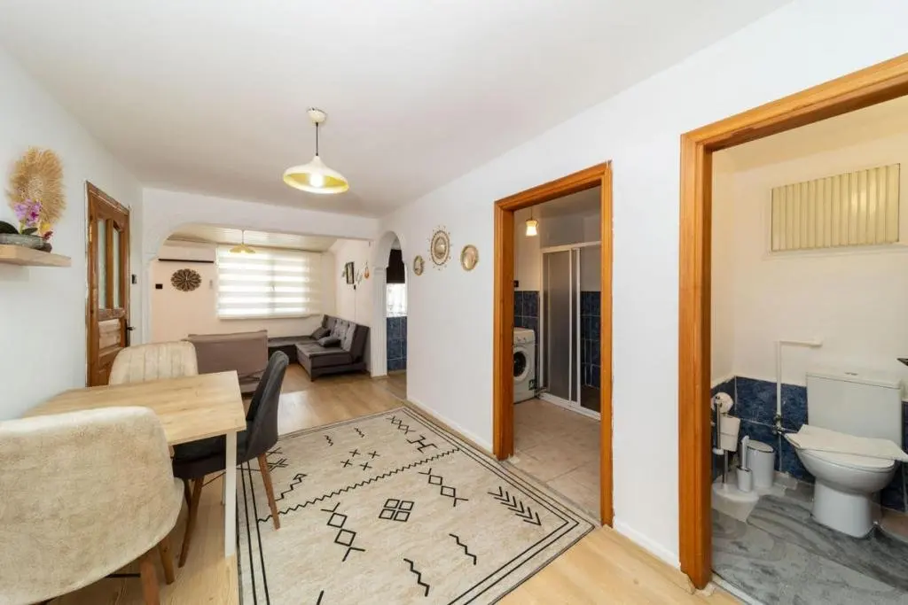 Анталья: Central Flat With Balcony and Terrace in Muratpasa