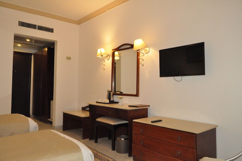 Хургада: Dexon Hotels