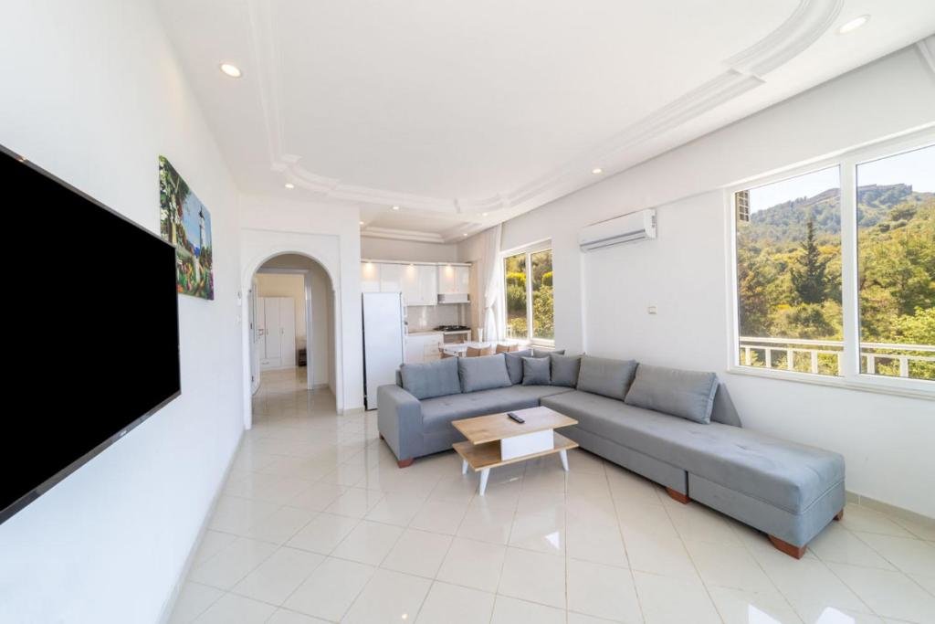 Аланья: Superb Flat With Nature View and Balcony in Alanya