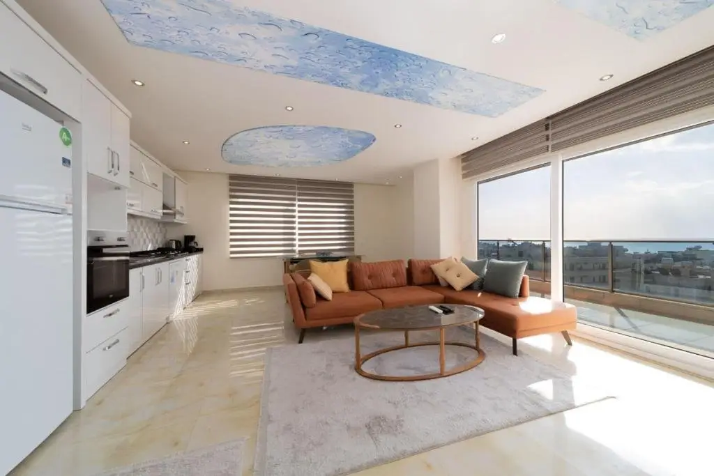 Аланья: Spacious Apartment with Sea View in Alanya