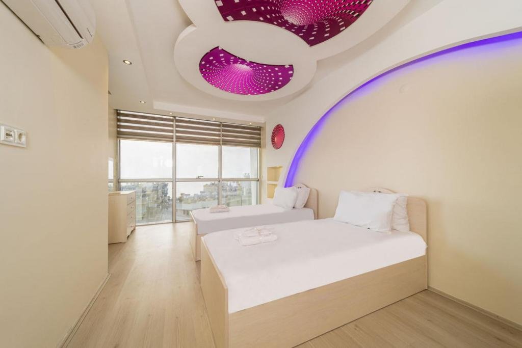 Аланья: Spacious Apartment with Sea View in Alanya