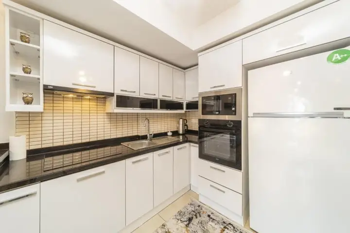Аланья: Colorful Flat With Shared Pool and Spa in Alanya