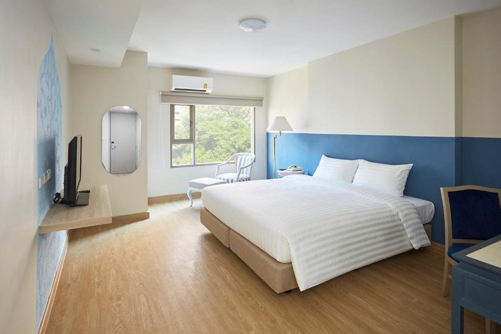 Бангкок: 56 Surawong Hotel