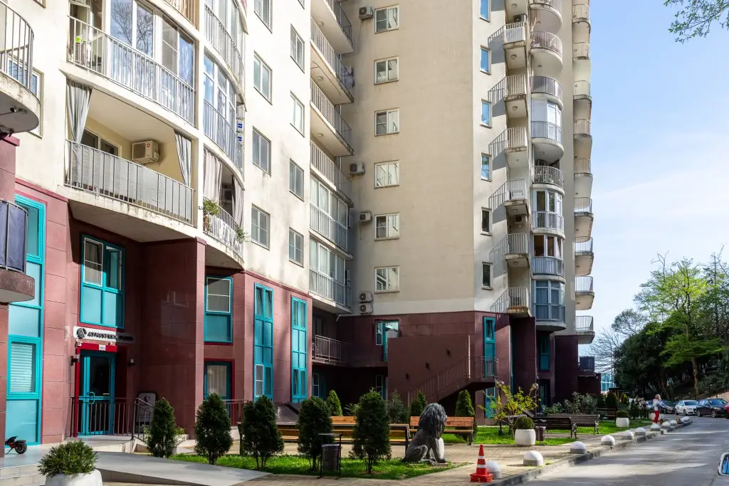 Апартаменты Дом у Дендрария Red apartments Сальвия — фото 1