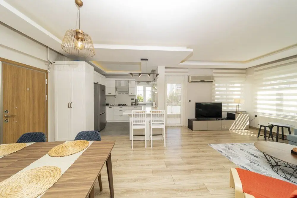 Анталья: Delightful Flat With Shared Pool in Konyaalti