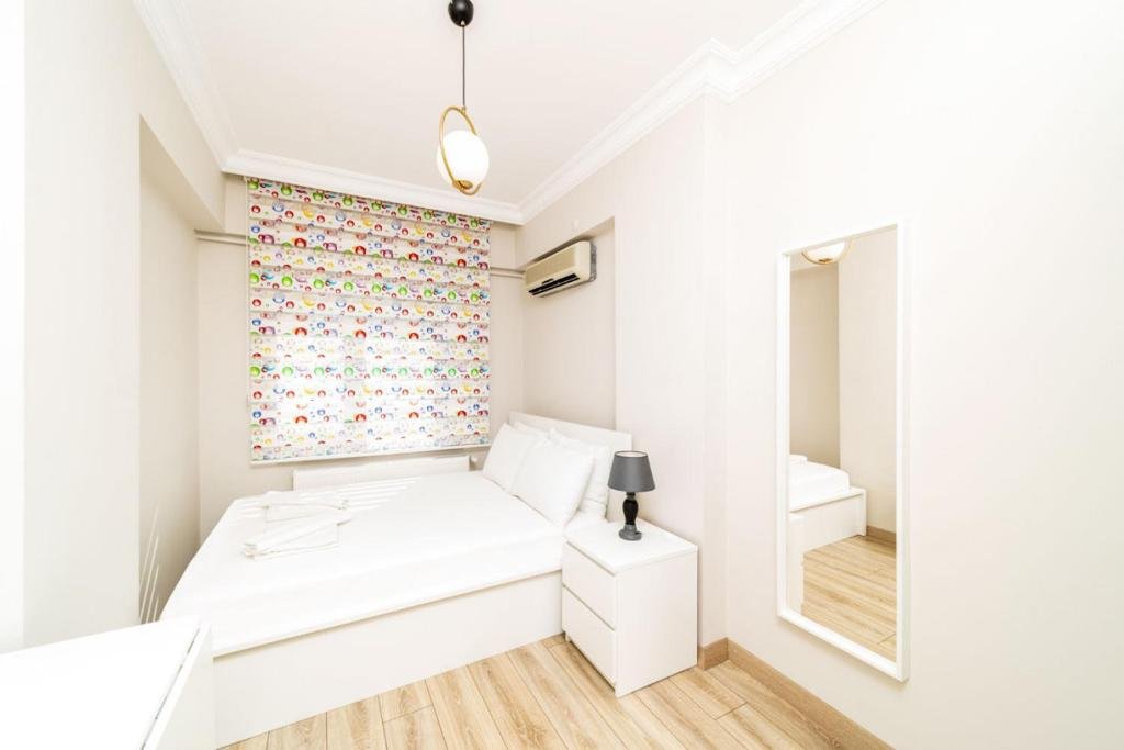 Анталья: Delightful Flat With Shared Pool in Konyaalti
