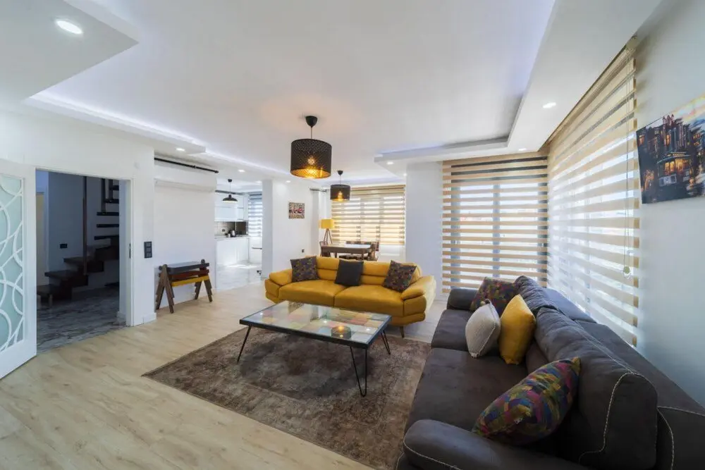 Анталья: Lovely Duplex Flat Near Beach in Muratpasa