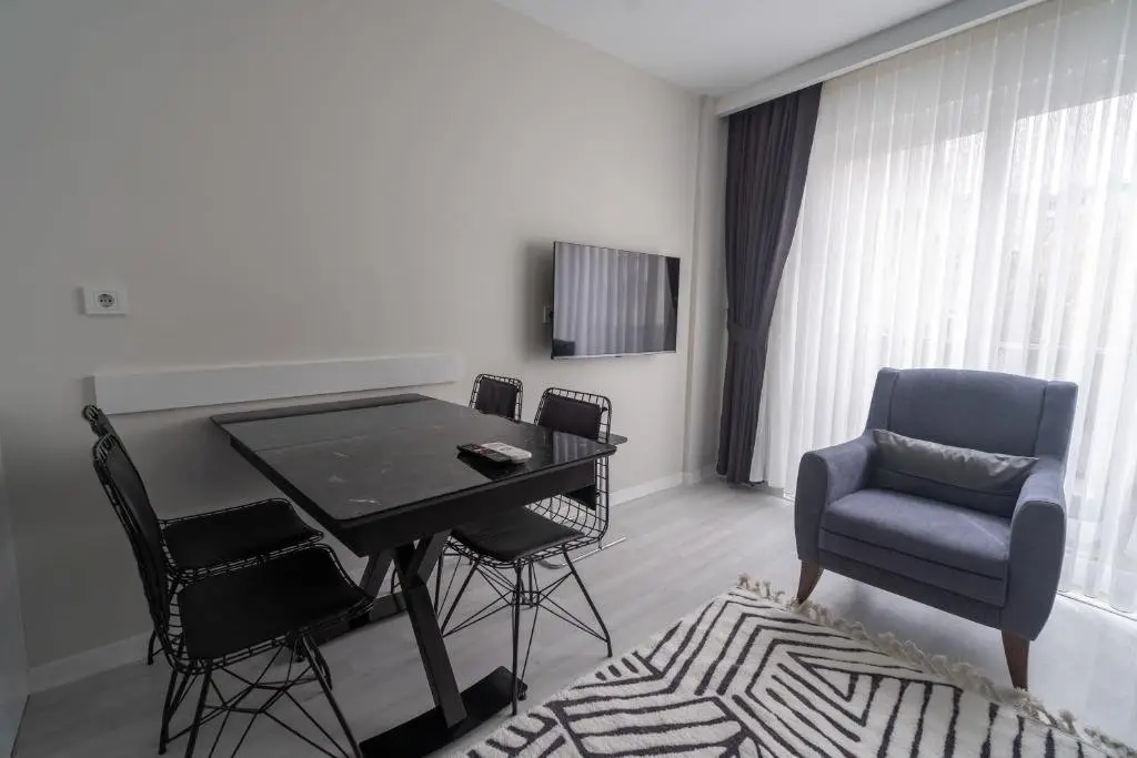 Анталья: Apartment With Balcony Close to Beach in Muratpasa