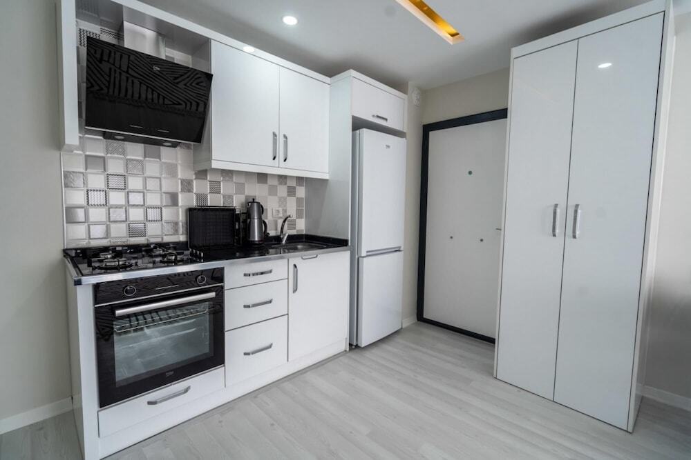 Анталья: Apartment With Balcony Close to Beach in Muratpasa