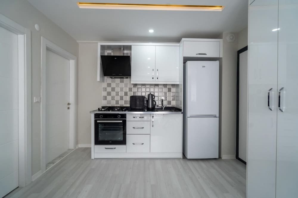 Анталья: Apartment With Balcony Close to Beach in Muratpasa
