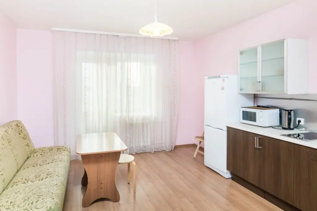 Тюмень: Apartments on Melnichnaya