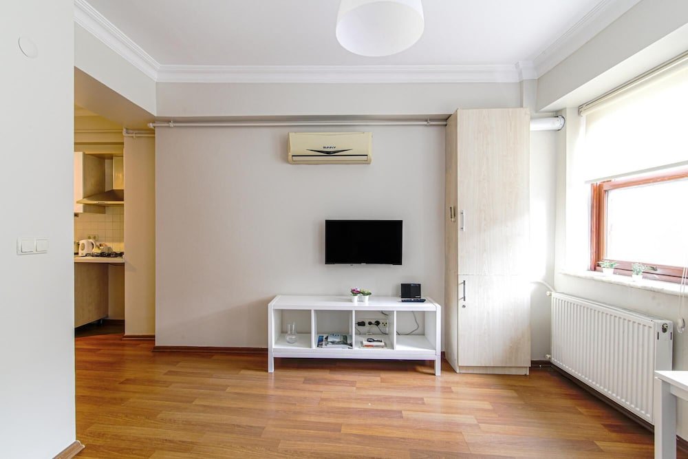 Стамбул: Central and Fully Furnished Flat in Beyo lu