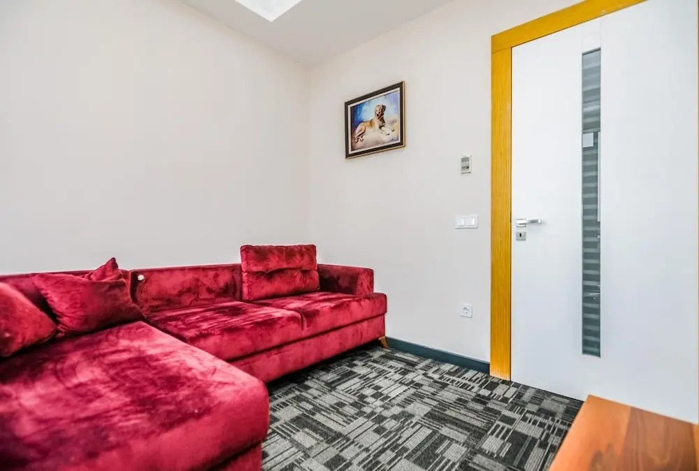 Стамбул: Fully Furnished Flat With Security in Atasehir
