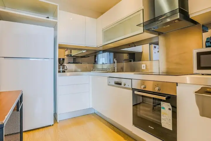 Стамбул: Fully Furnished Flat With Security in Atasehir