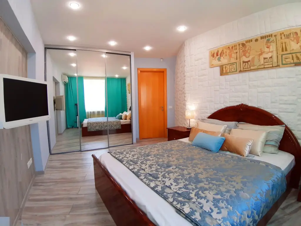 Челябинск: Апартаменты InnHome Luxor
