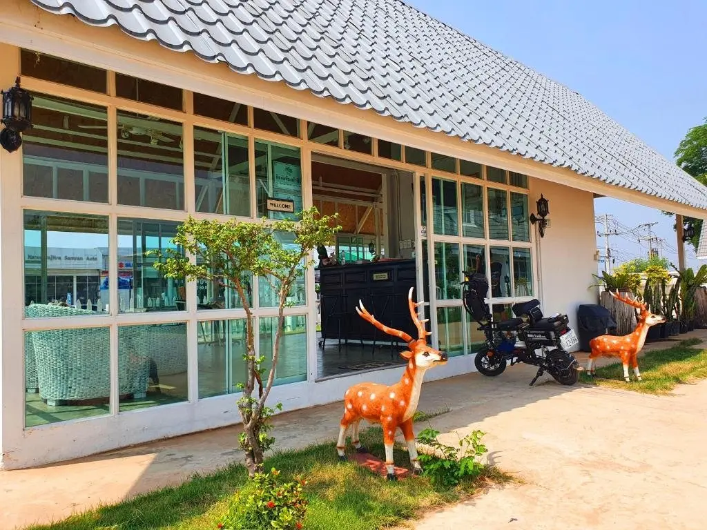 Чайяпхум: The Cottage at Chiyaphum