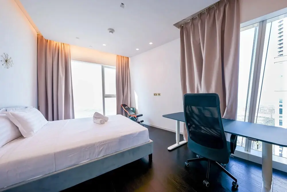 Дубай: Tanin - Stunning Fendi Apt for 8 Facing Palm Jumeirah