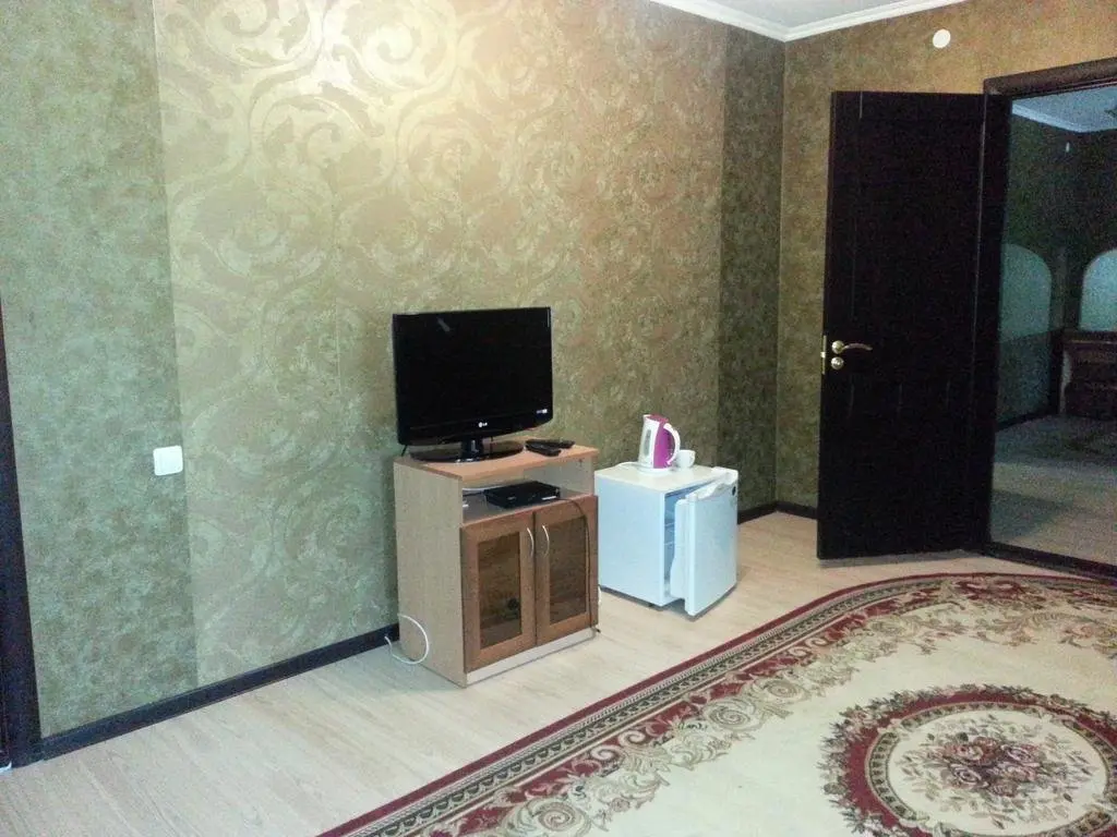 Ивановка: Guest House Sosnovyi Bor
