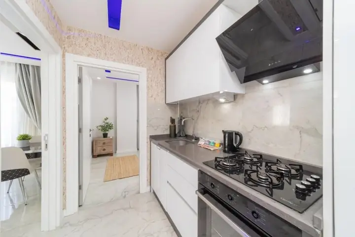 Анталья: Missafir Modern Flat Near Beach in Antalya