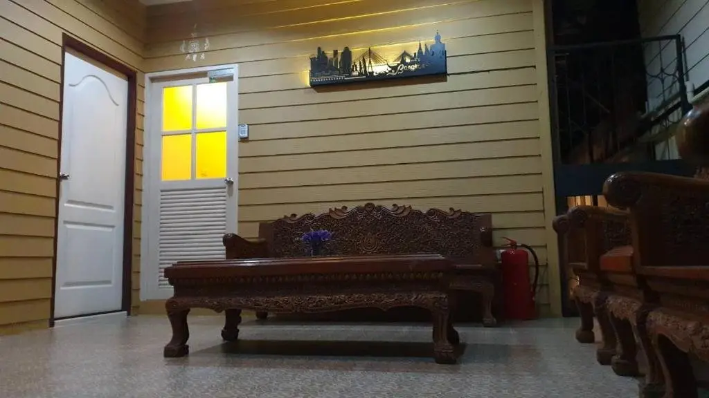 Бангкок: Papermoon Guesthouse