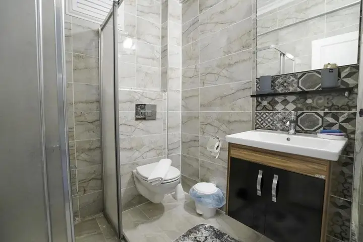 Анталья: Central and Comfy Flat With Balcony in Muratpasa