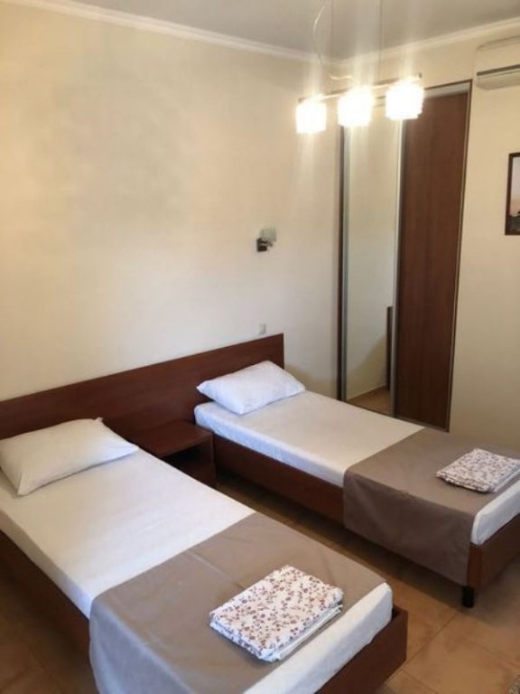 Геленджик: Guest House Albatros