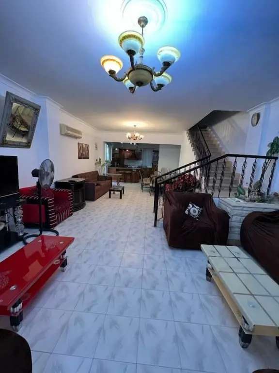 Атаках: La sirena villa el soukhna