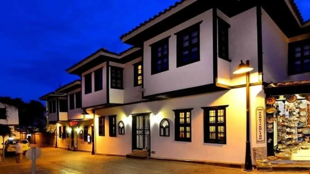 Анталья: Elegant Room in a historical hotel