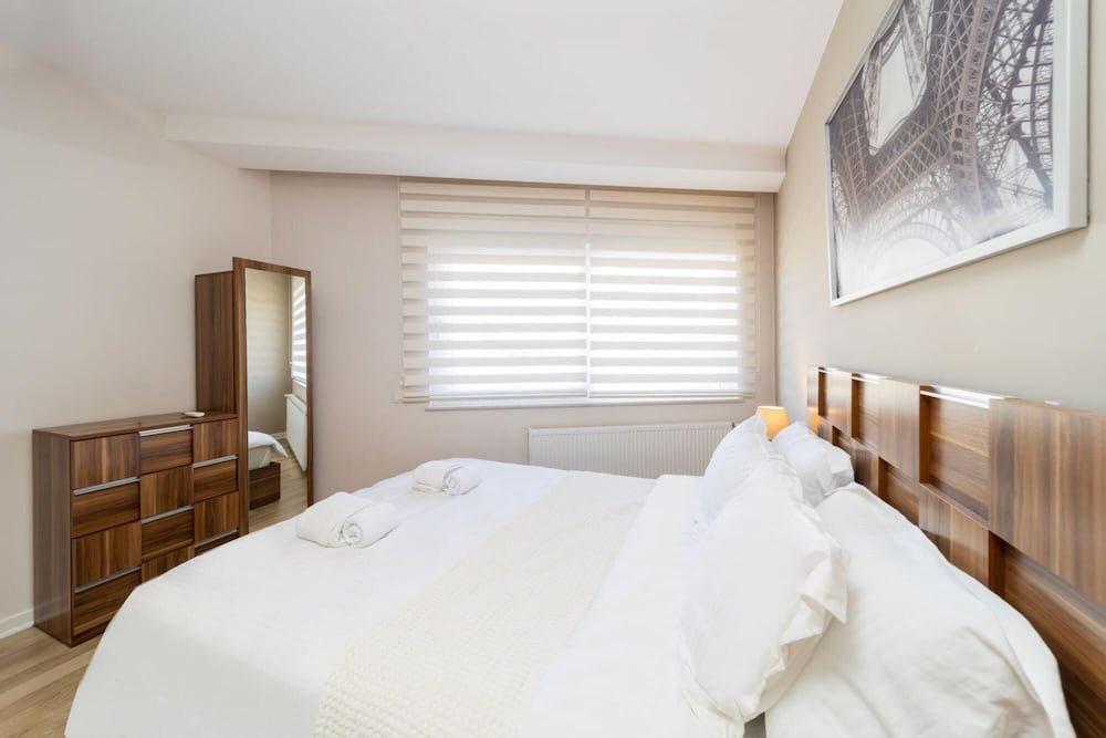 Анталья: Convenient Flat With Balcony in Konyaalti
