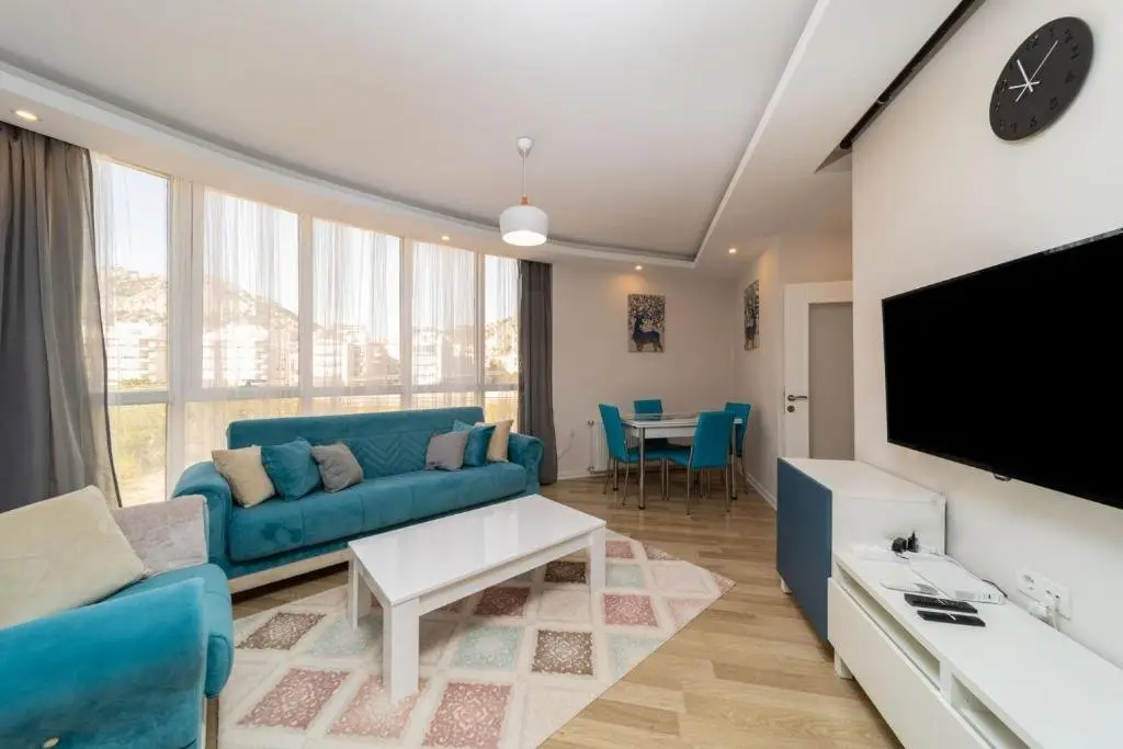 Анталья: Convenient Flat With Balcony in Konyaalti