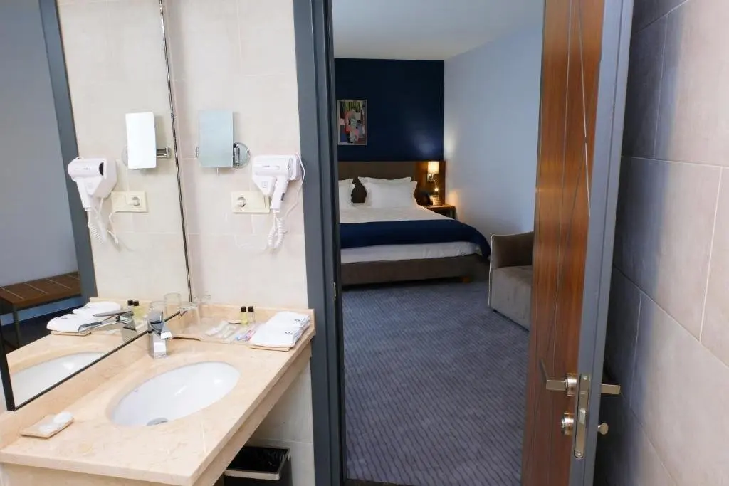 Тбилиси: Hotel Avenue Hotel Tbilisi Mimino