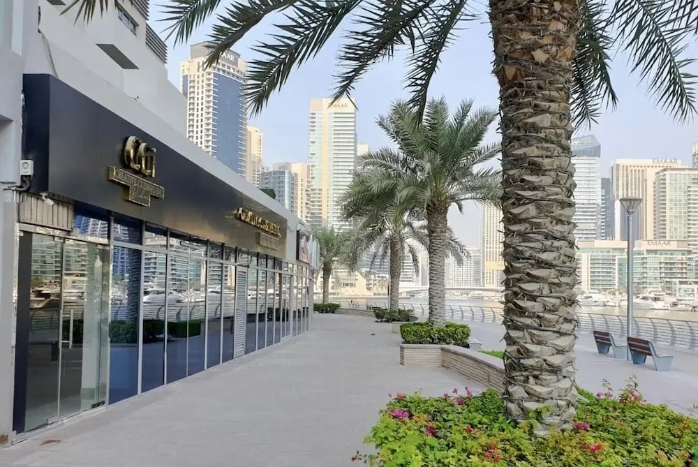 Дубай: Stunning 3BR Apt. with panoramic Marina views