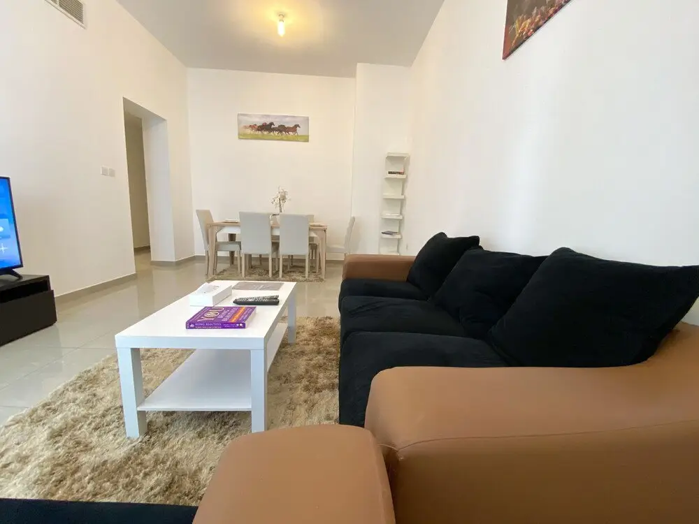 Дубай: Stunning 3BR Apt. with panoramic Marina views