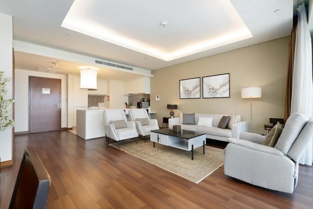 Дубай: SuperHost - Glamorous Apt with Terrace Overlooking Skyline I Address Dubai Mall