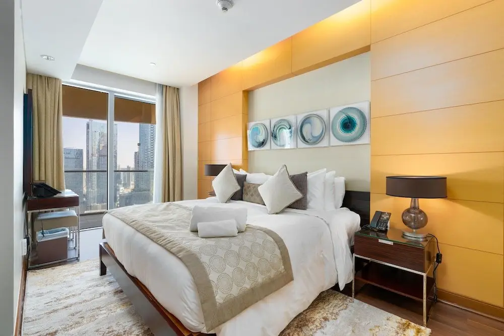 Дубай: SuperHost - Glamorous Apt with Terrace Overlooking Skyline I Address Dubai Mall