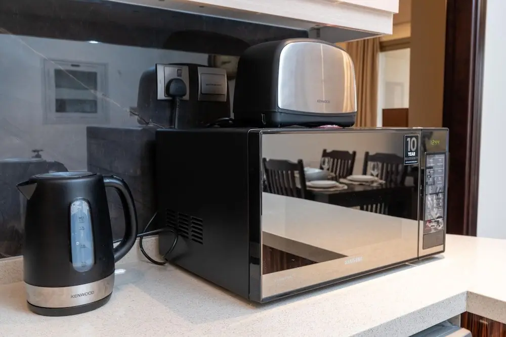 Дубай: Whitesage - Spacious Apartment With Balcony Near Metro Station