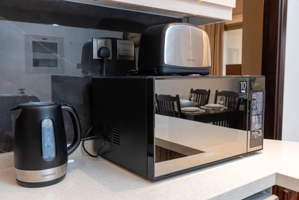 Дубай: Whitesage - Spacious Apartment With Balcony Near Metro Station