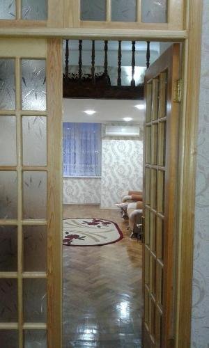 Баку: Teatr Rashida Beibytova