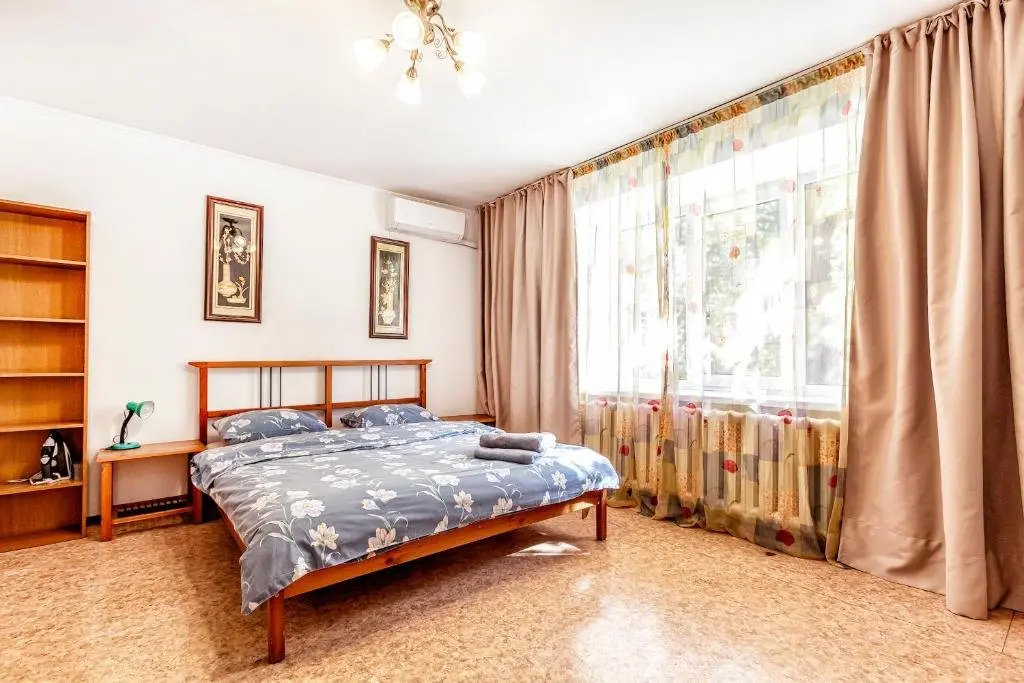 Алматы: 425 Apartamenty v Zolotom kvadrate v tsentre Otlichno podhodjat dlja komandirovannyh i turistov
