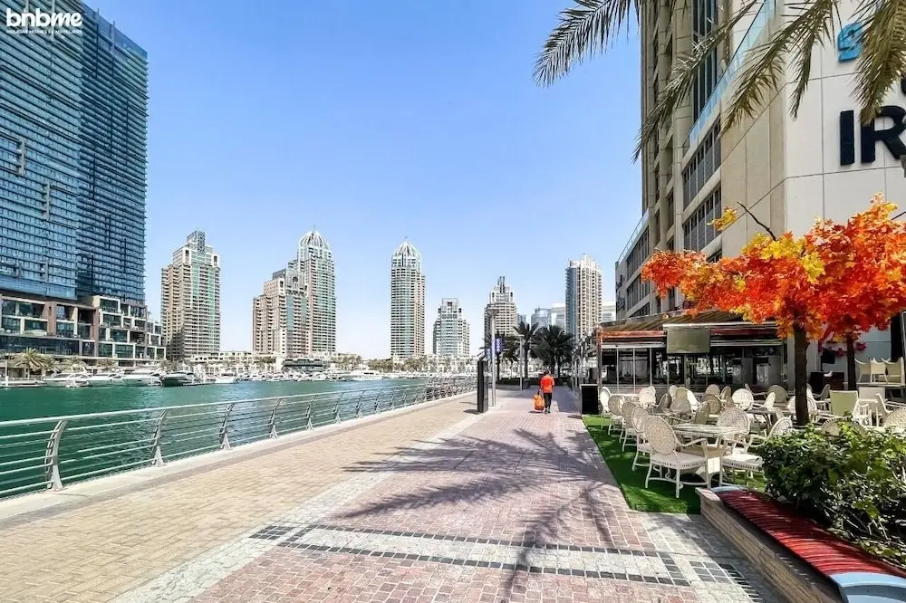 Scintillating Marina View From 1BR Apt — фото 1