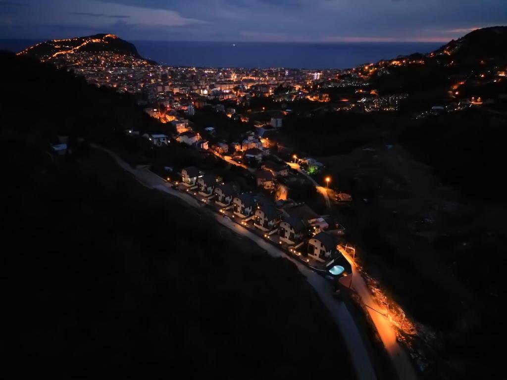 Alanya Luxury Villas — фото 1