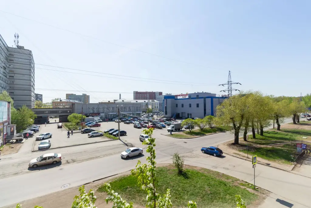 Челябинск: Апартаменты на Салютной 26