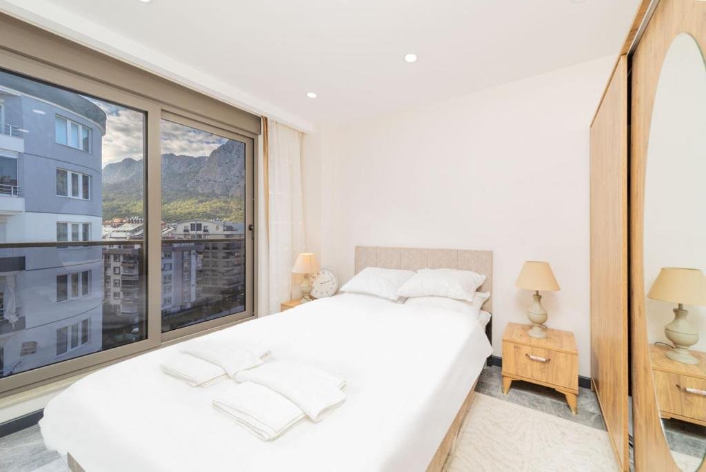 Анталья: Mesmerizing Flat Close to Konyaalti