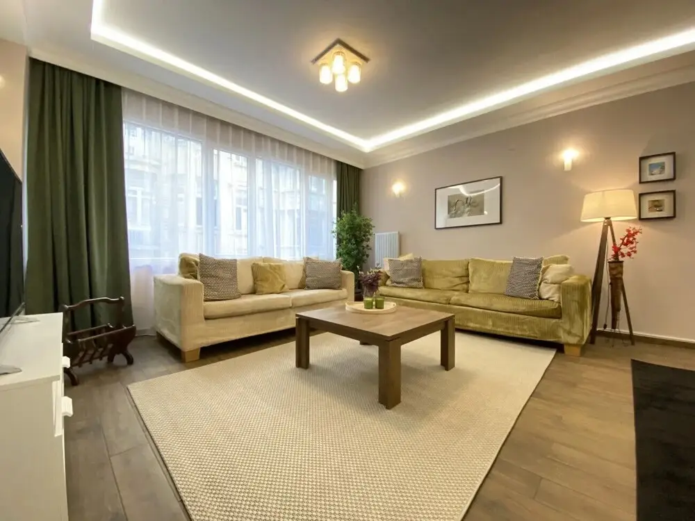 Стамбул: Missafir Sleek and Central Flat in Nisantasi