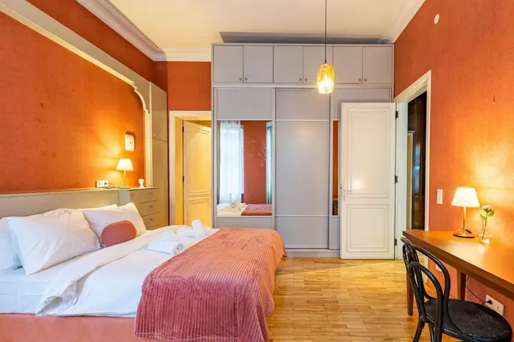 Стамбул: Missafir Flat in Beyoglu With Bosphorus View