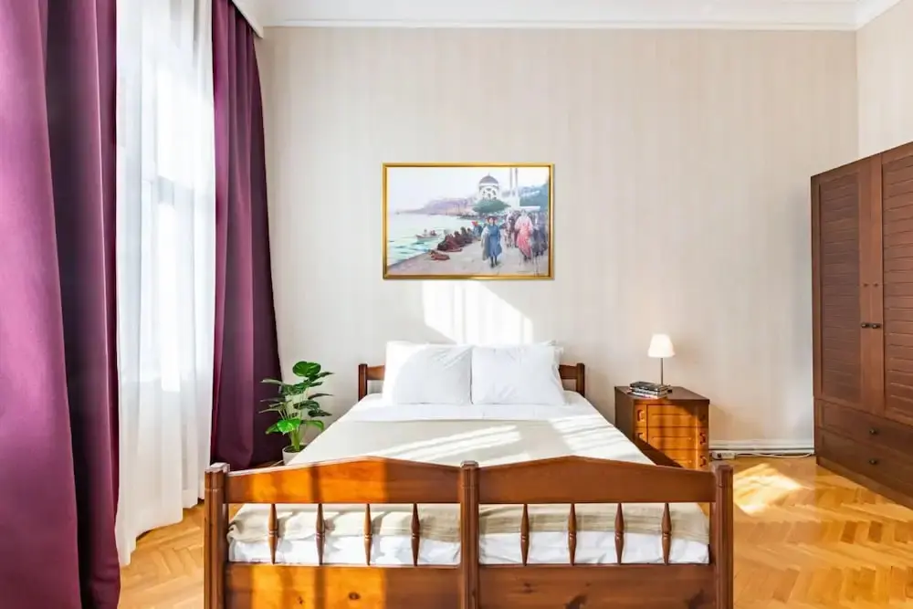 Стамбул: Missafir Historical Flat With Sea View in Beyoglu