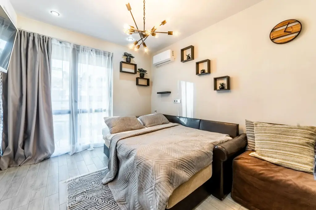 Сочи: Апартаменты Sun city apartments ЖК Сокол с балконом